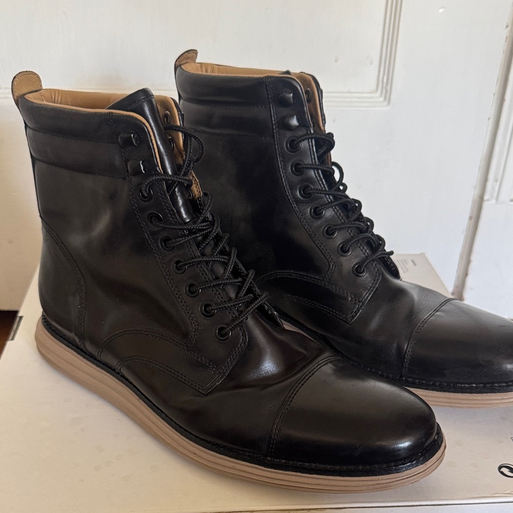 Cole Haan Black Leather Men's Boots | Size 9.5